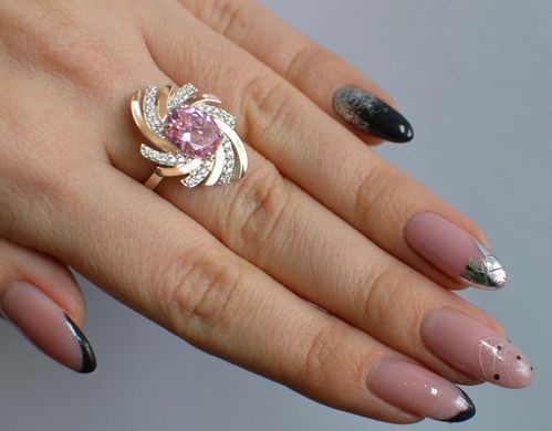 Серебряное кольцо с золотыми вставками 156к 15