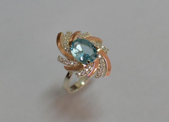 Серебряное кольцо с золотыми вставками 156к 15