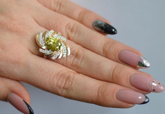 Серебряное кольцо с золотыми вставками 156к 15