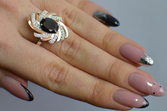 Серебряное кольцо с золотыми вставками 156к 15