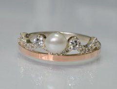 Серебряное кольцо корона с жемчугом 107к 22