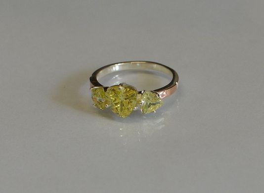 Кільце срібне з золотими накладками 088к 15.5