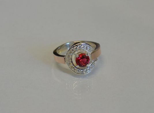 Серебряное кольцо с золотыми накладками 003к 15