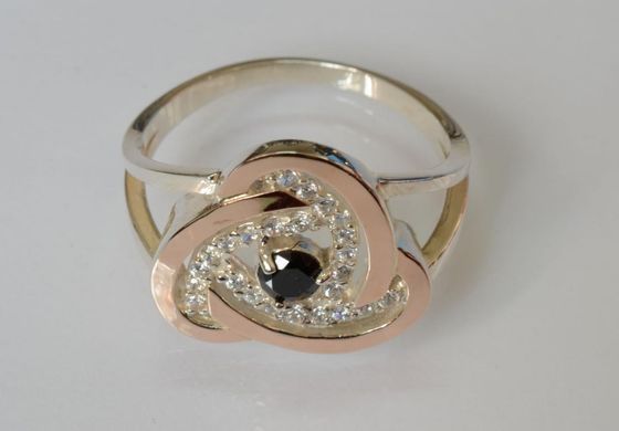 Серебряное кольцо с золотыми вставками 178к 15