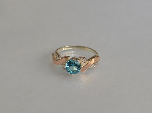 Серебряное кольцо с напайками из золота 033к 21