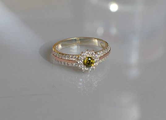 Серебряное кольцо с золотыми вставками 175к 15