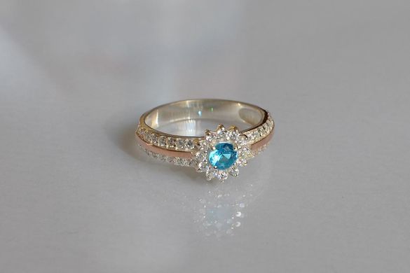 Серебряное кольцо с золотыми вставками 175к 15