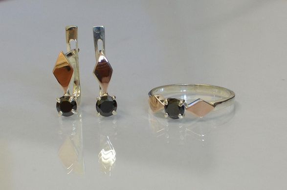 Серебряный набор украшений с пластинами из золота 044 15
