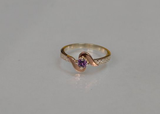 Серебряное кольцо с золотыми вставками 142к 15