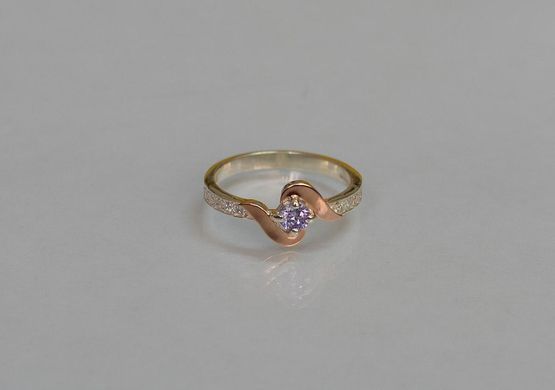 Серебряное кольцо с золотыми вставками 142к 15