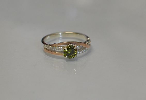 Серебряное кольцо с золотыми вставками 108к 15