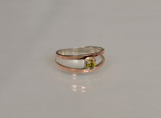 Серебряное кольцо с пластинами из золота 004к 15