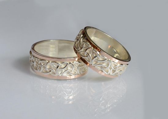Обручальное кольцо из серебра с золотом Обр45 15