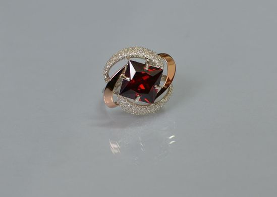 Серебряное колцо 130к 15