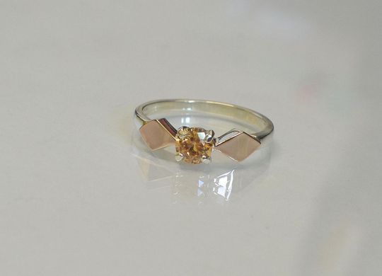 Срібне кільце зі вставками із золота 044к 15 044к фото Срібне кільце зі вставками із золота 044к 15