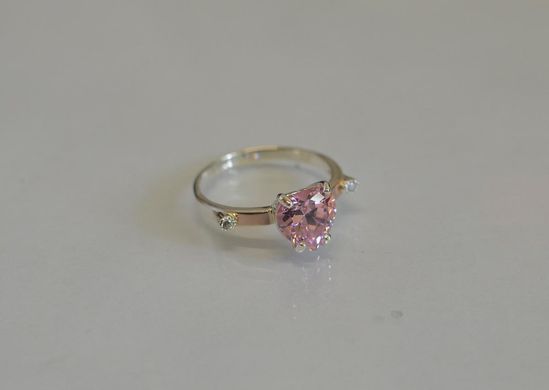 Серебряное кольцо с золотыми напайками 025к 15