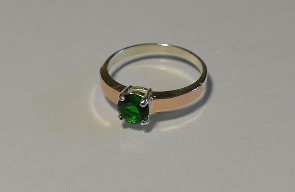 Серебряное кольцо с золотыми вставками 007к 17.5