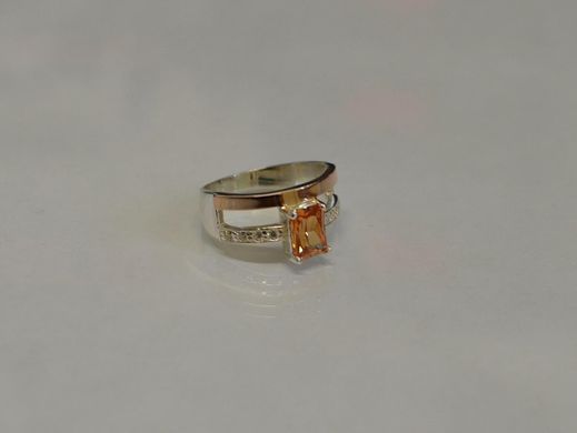 Серебряное кольцо с накладками из золота 028к 19.5