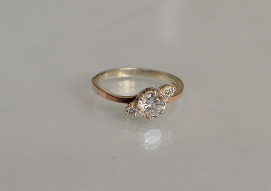 Срібне кільце з золотими вставками 134к 15