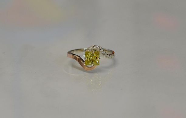 Серебряное кольцо с золотыми накладками 118к 15