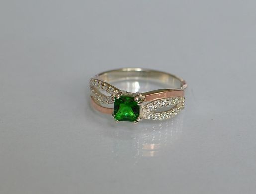Серебряное кольцо с золотыми вставками 136к 15