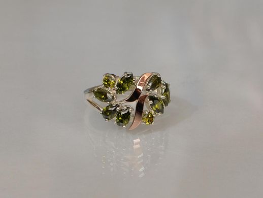 Серебряное кольцо с золотыми вставками 133к 15