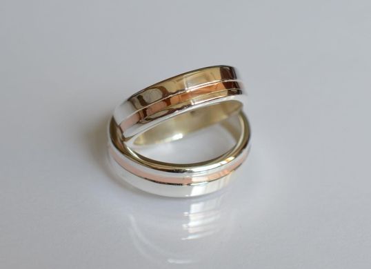 Обручальное кольцо из серебра с золотом Обр41 15