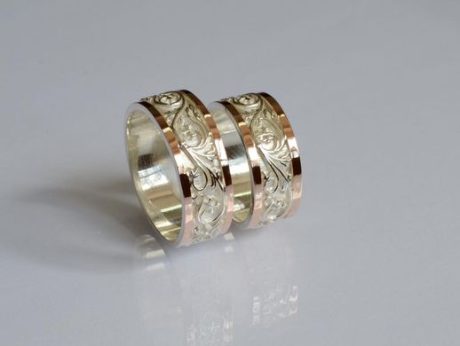 Обручальное кольцо из серебра с золотом Обр44 23