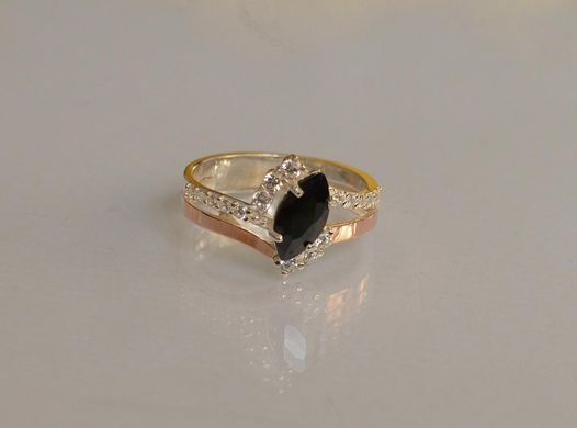 Серебряное кольцо с золотыми вставками 171к 15