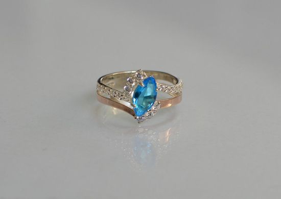 Серебряное кольцо с золотыми вставками 171к 15