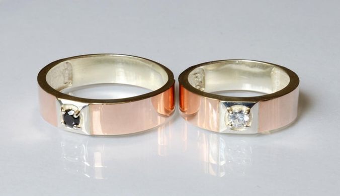 Обручальное кольцо из серебра с золотом Обр31 23